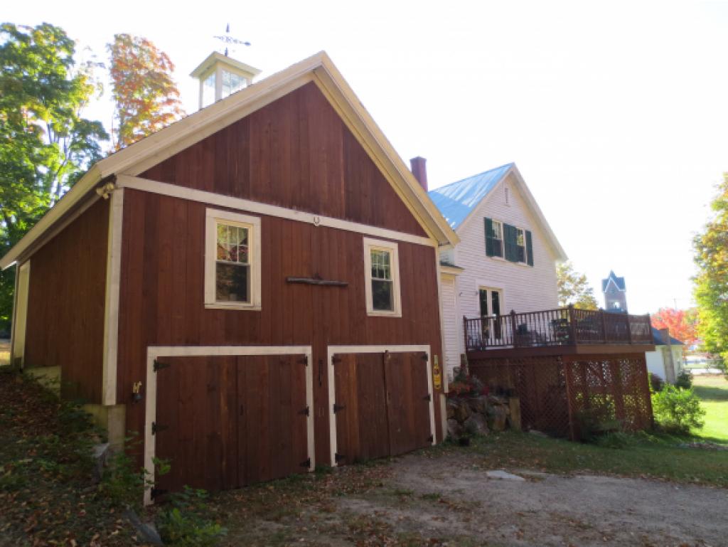 41 High Street Wakefield, NH 03872 - Photo 3 of 18 Gallery Image 3