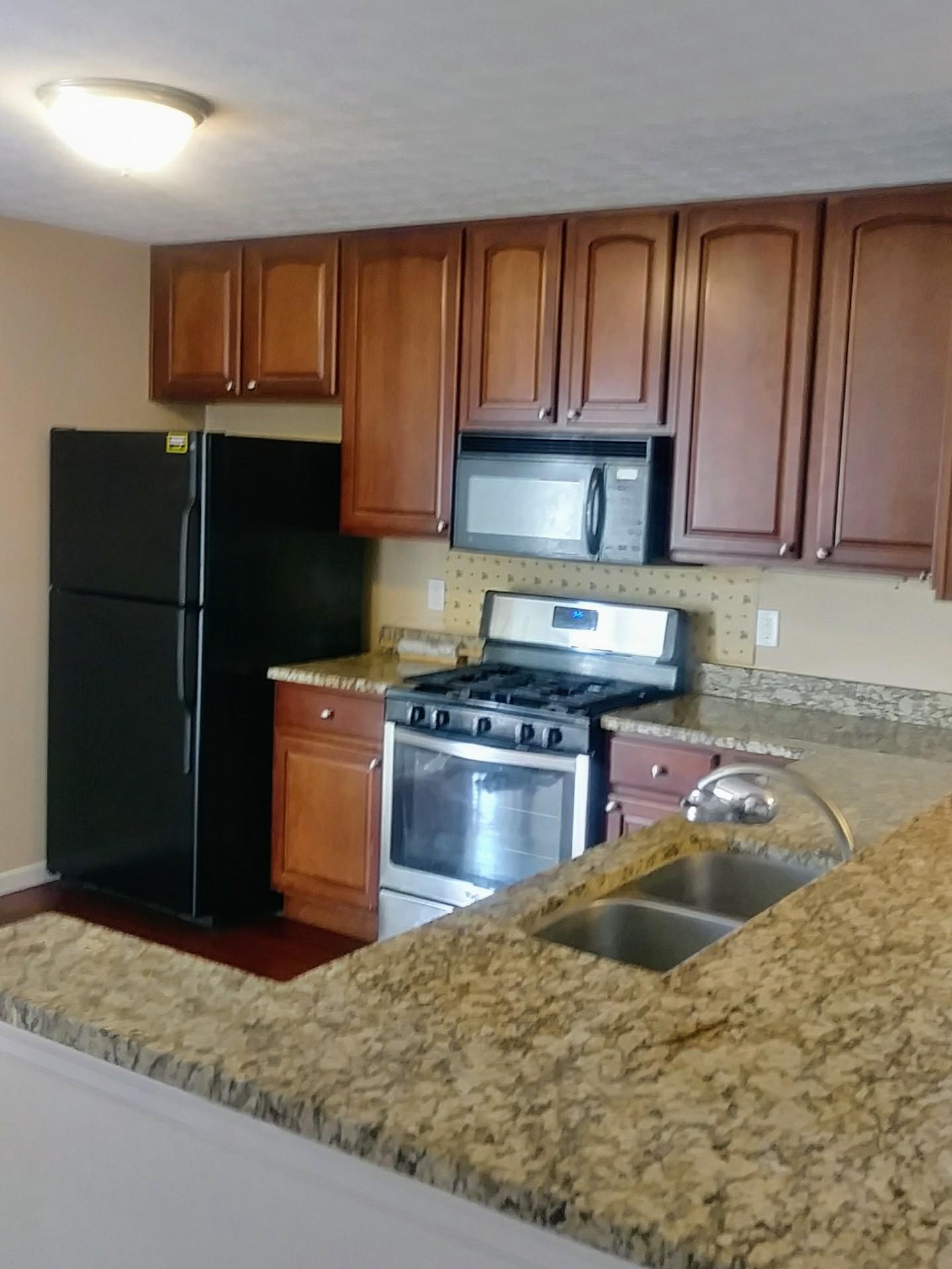 579 Lazelle Road Westerville, OH 43081 - Photo 3 of 18