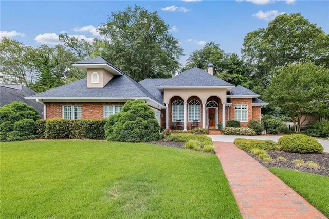 $659,000 | 311 Vinings Walk, Gainesville, GA 30501