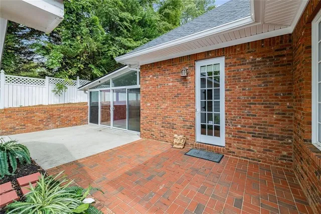 $659,000 | 311 Vinings Walk, Gainesville, GA 30501