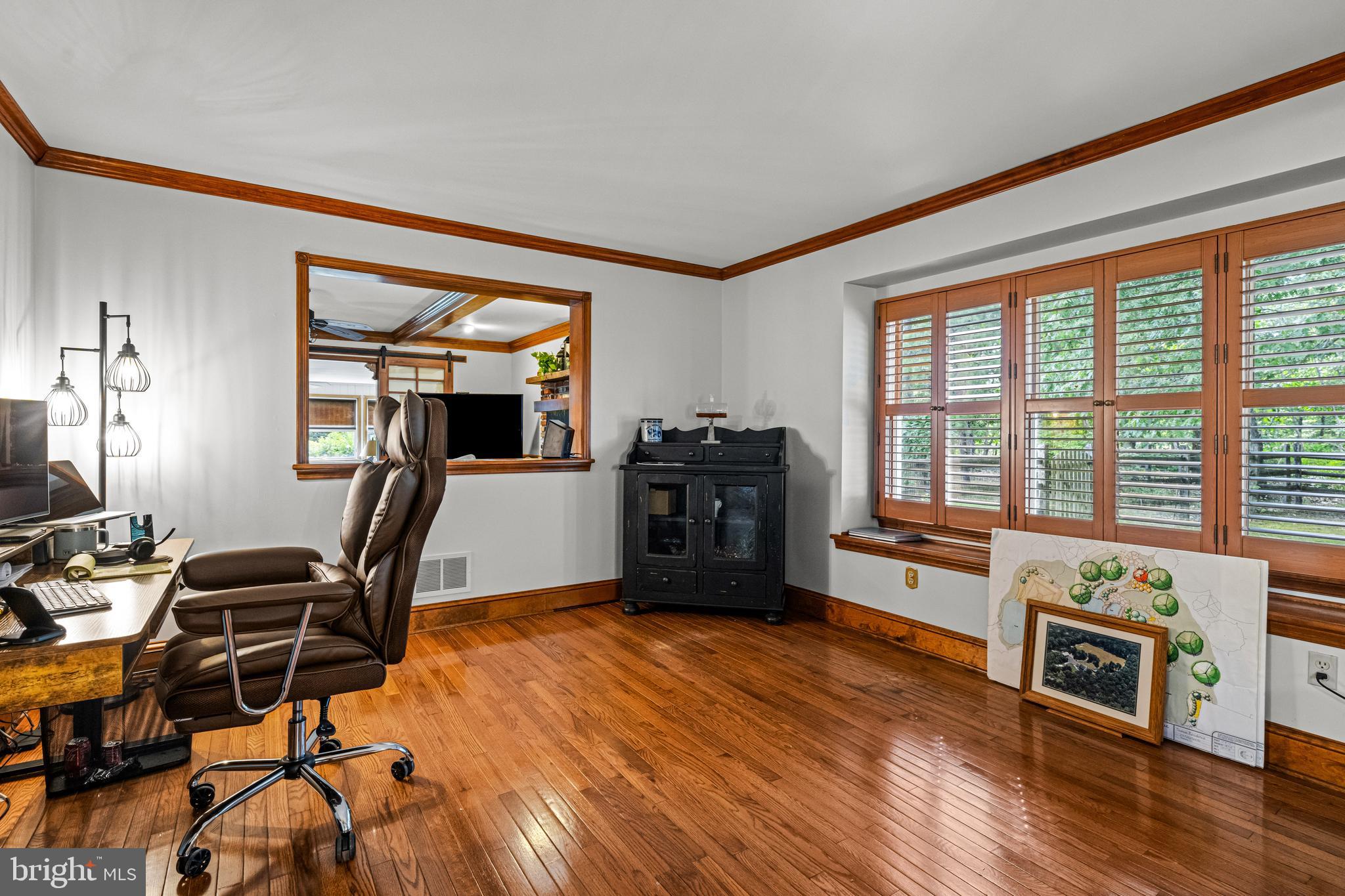 276 Forked Neck Road Shamong, NJ 08088 - Photo 44 of 86 Living room