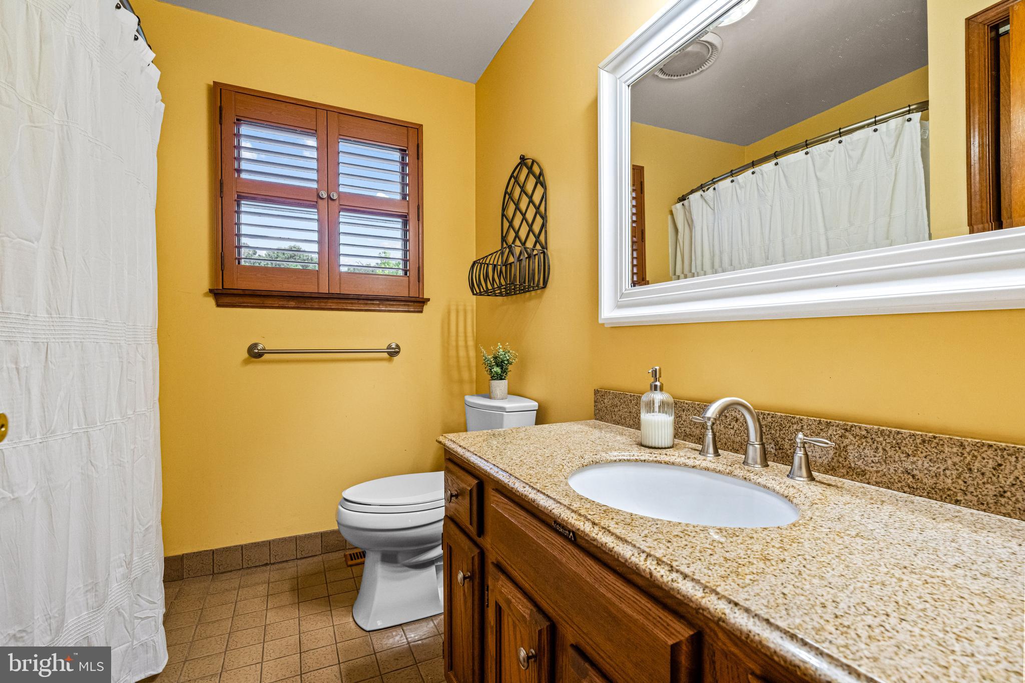 276 Forked Neck Road Shamong, NJ 08088 - Photo 79 of 86 Hall full bath