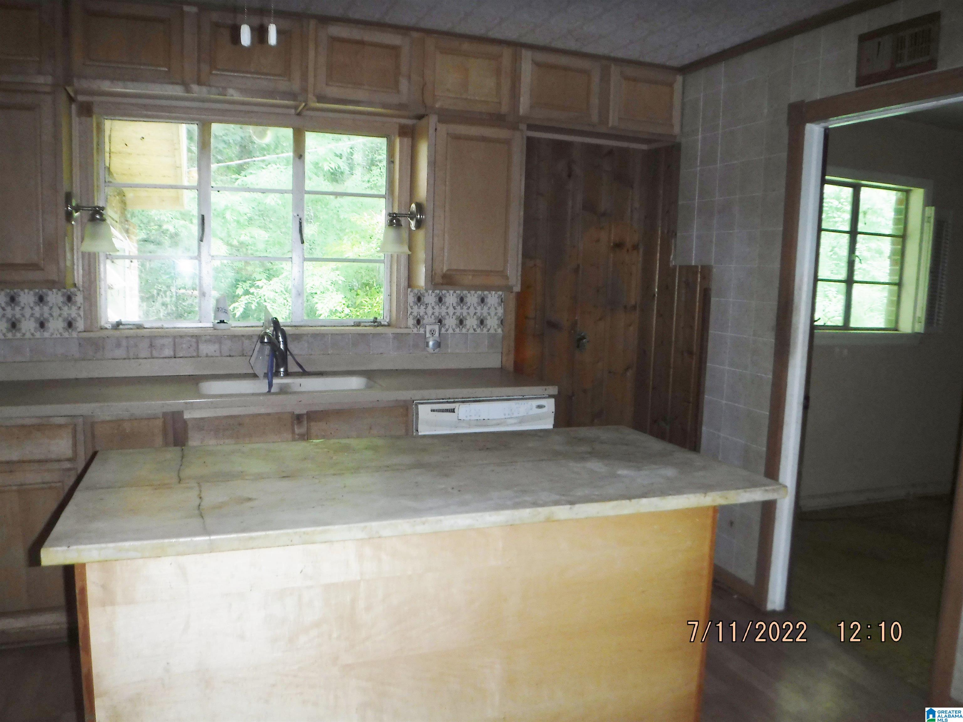 605 Merit Springs Road Gadsden, AL 35901 - Photo 8 of 21