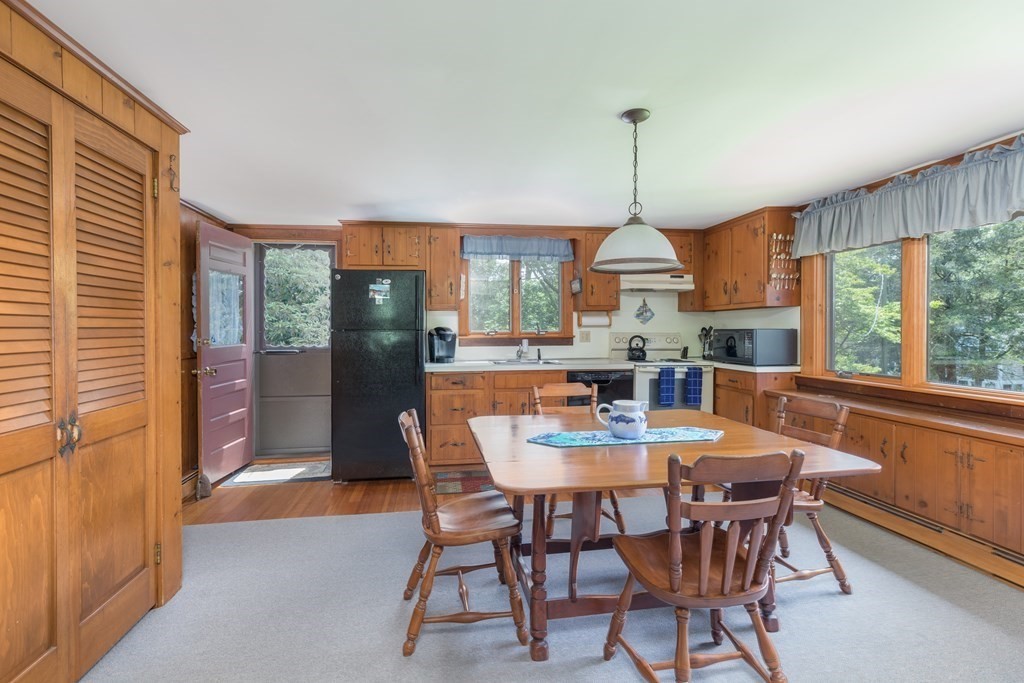 389 Barnes Road Oak Bluffs, MA 02557 - Photo 8 of 20 Gallery Image 8