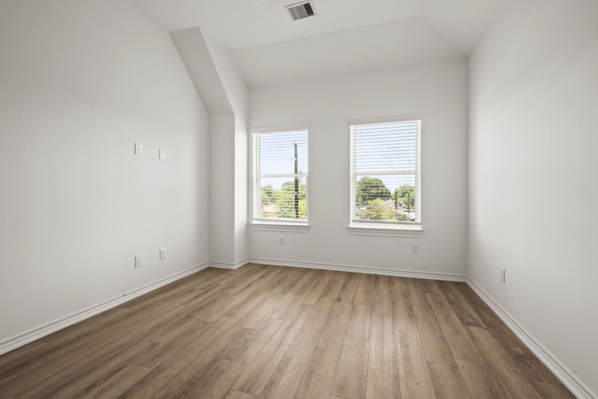 3241 Real, Unit B Houston, TX 77087 - Photo 15 of 18