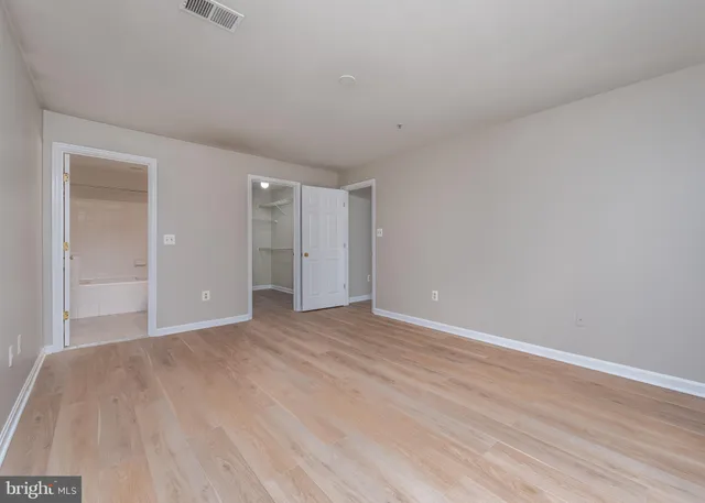 $380,000 | 15301 Diamond Cove Terrace, Unit 8E, Rockville, MD 20850