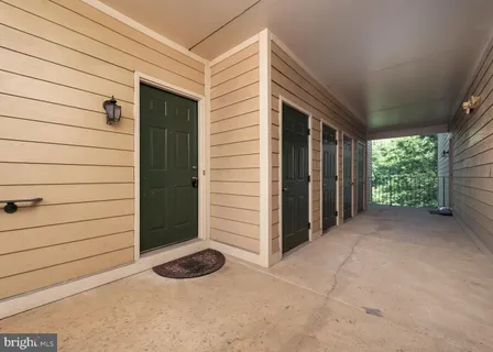 $375,000 | 15301 Diamond Cove Terrace, Unit 8E, Rockville, MD 20850