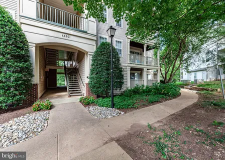 $375,000 | 15301 Diamond Cove Terrace, Unit 8E, Rockville, MD 20850