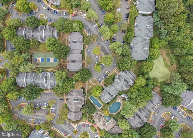 $380,000 | 15301 Diamond Cove Terrace, Unit 8E, Rockville, MD 20850