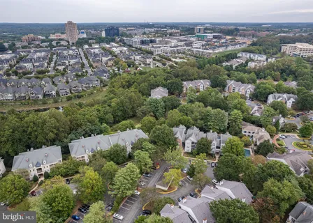 $375,000 | 15301 Diamond Cove Terrace, Unit 8E, Rockville, MD 20850