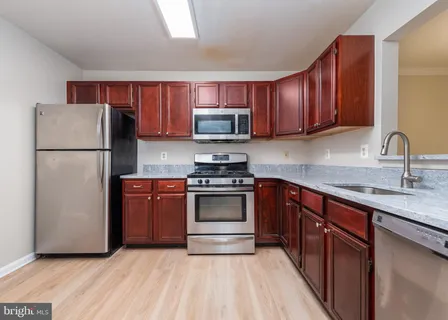 $375,000 | 15301 Diamond Cove Terrace, Unit 8E, Rockville, MD 20850