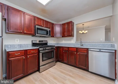 $375,000 | 15301 Diamond Cove Terrace, Unit 8E, Rockville, MD 20850