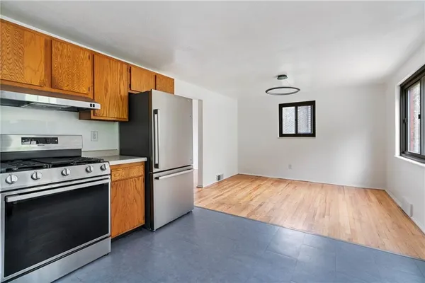 $1,400 | 5408 Verona Road, Verona, PA 15147