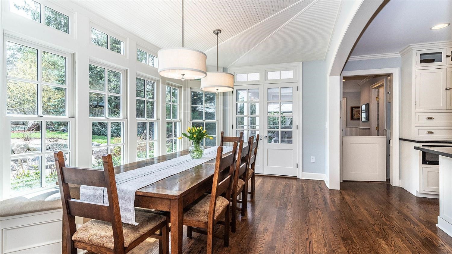 2122 Devonshire Road Ann Arbor, MI 48104 - Photo 18 of 64 Photo 18