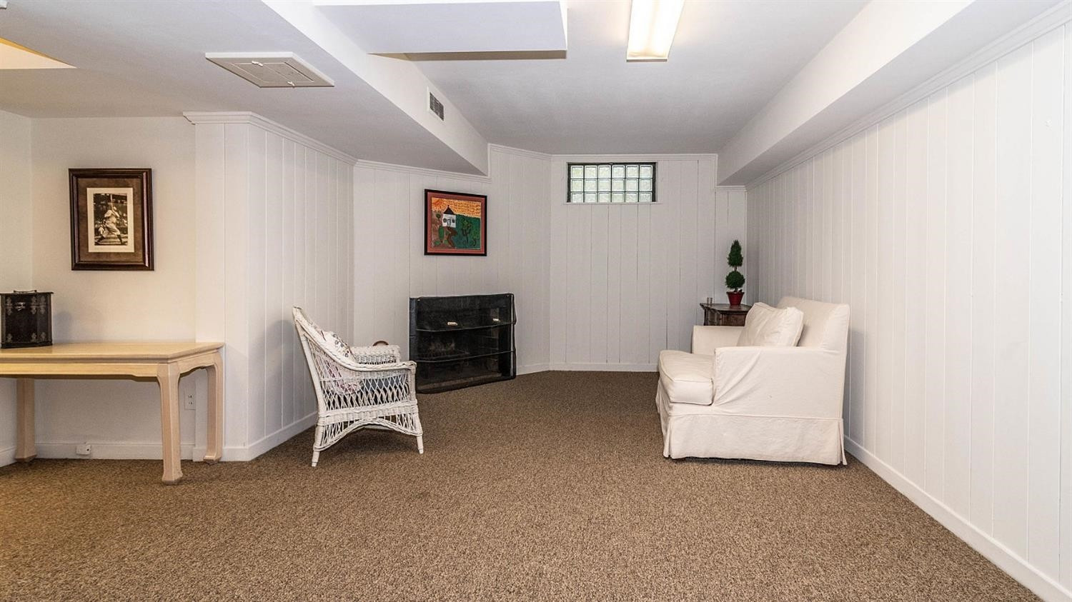 2122 Devonshire Road Ann Arbor, MI 48104 - Photo 51 of 64 Photo 51