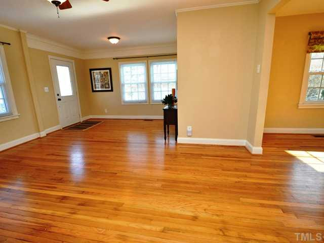 1111 Clifton Street Raleigh, NC 27604 - Photo 4 of 22 Photo 4
