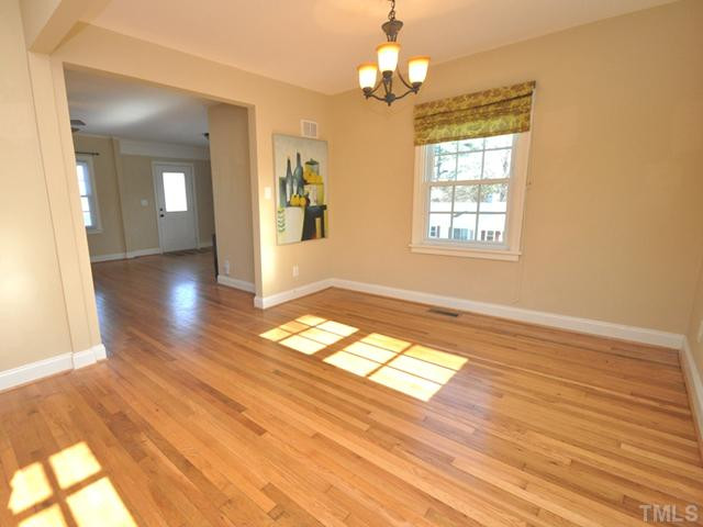 1111 Clifton Street Raleigh, NC 27604 - Photo 5 of 22 Photo 5