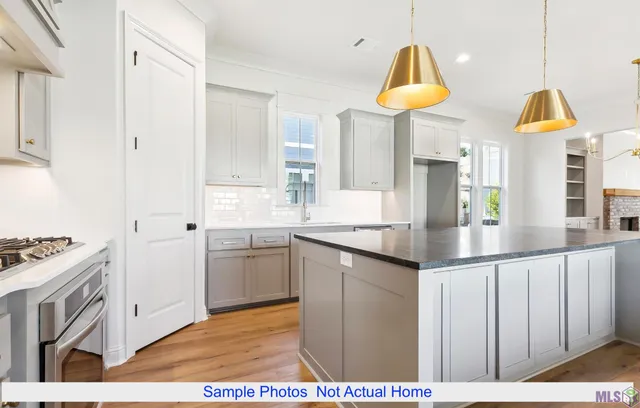 $399,800 | 4063 Memorial Square, Zachary, LA 70791