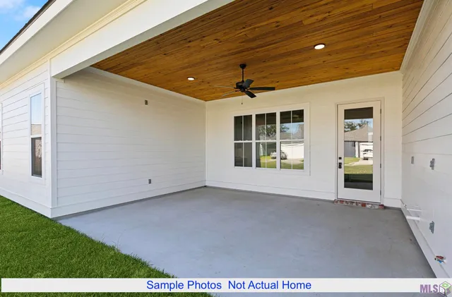 $399,800 | 4063 Memorial Square, Zachary, LA 70791