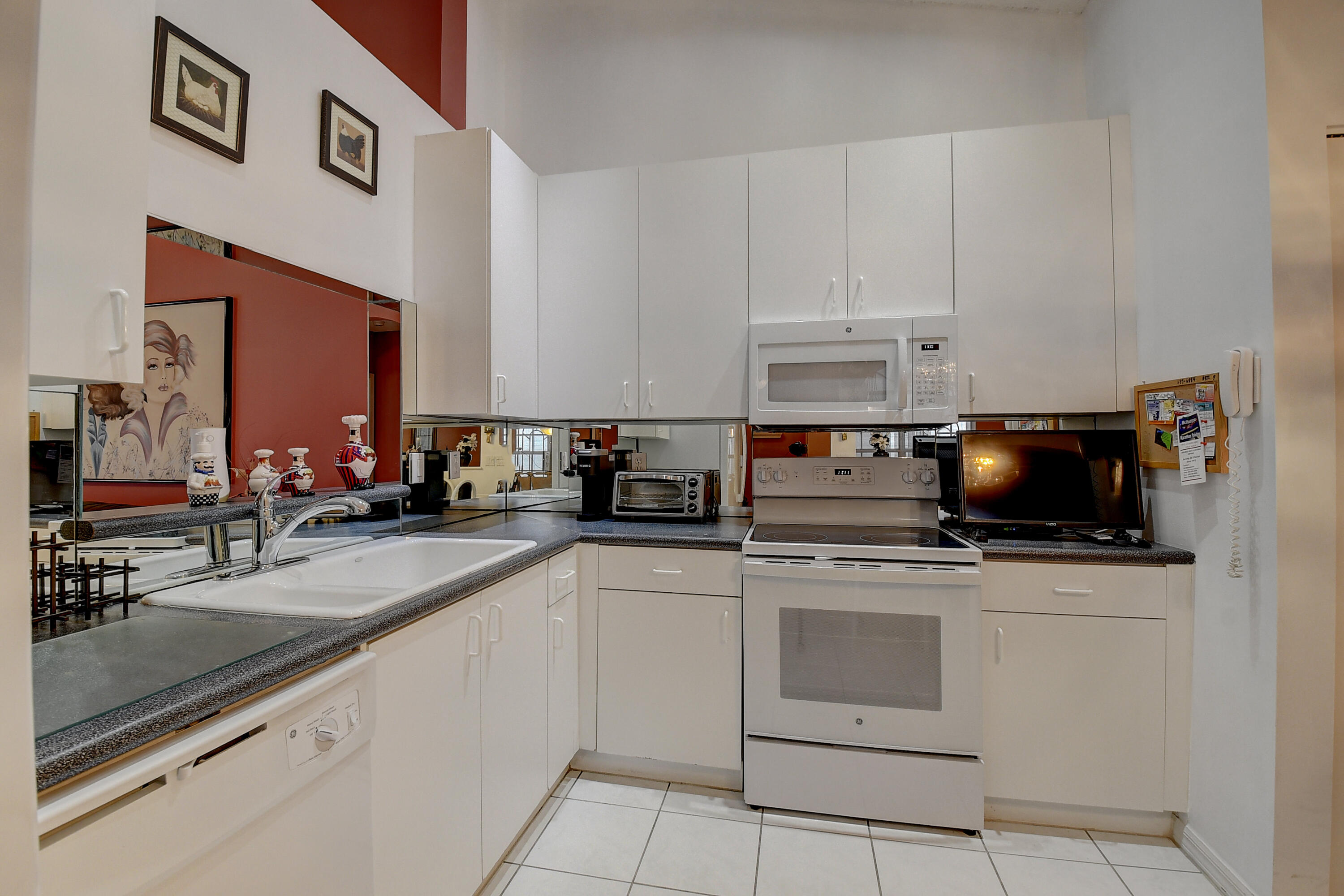 6124 Petunia Road Delray Beach, FL 33484 - Photo 7 of 45 11_dsc_3922_3_4_5_6