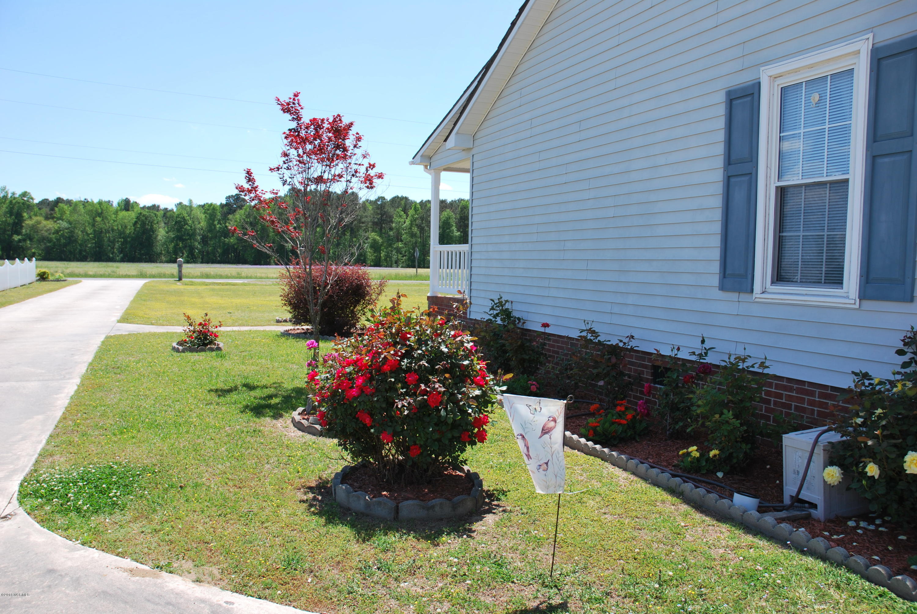 1274 Greene Haynes Road Kinston, NC 28504 - Photo 7 of 33 DSC_0420