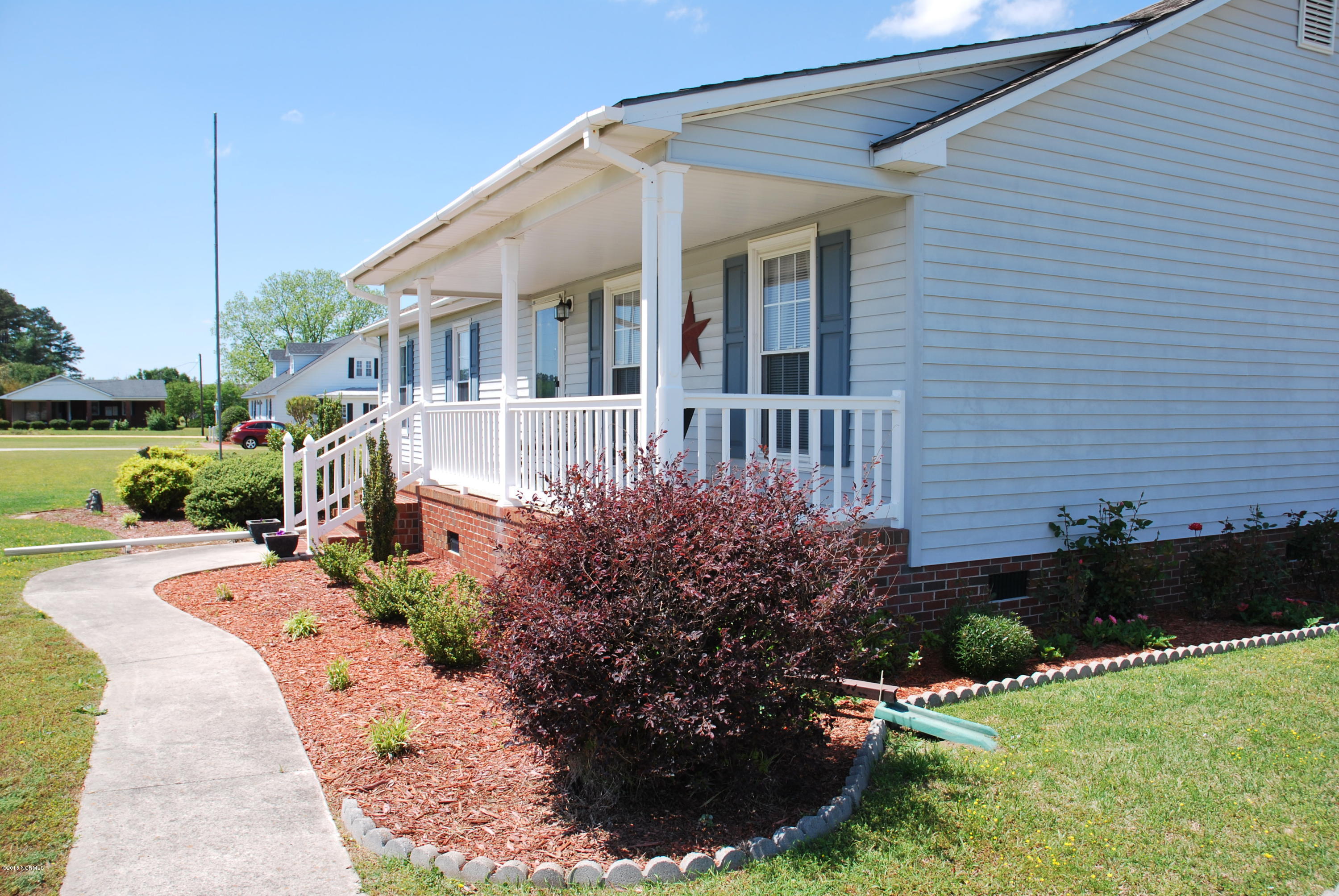 1274 Greene Haynes Road Kinston, NC 28504 - Photo 8 of 33 DSC_0421