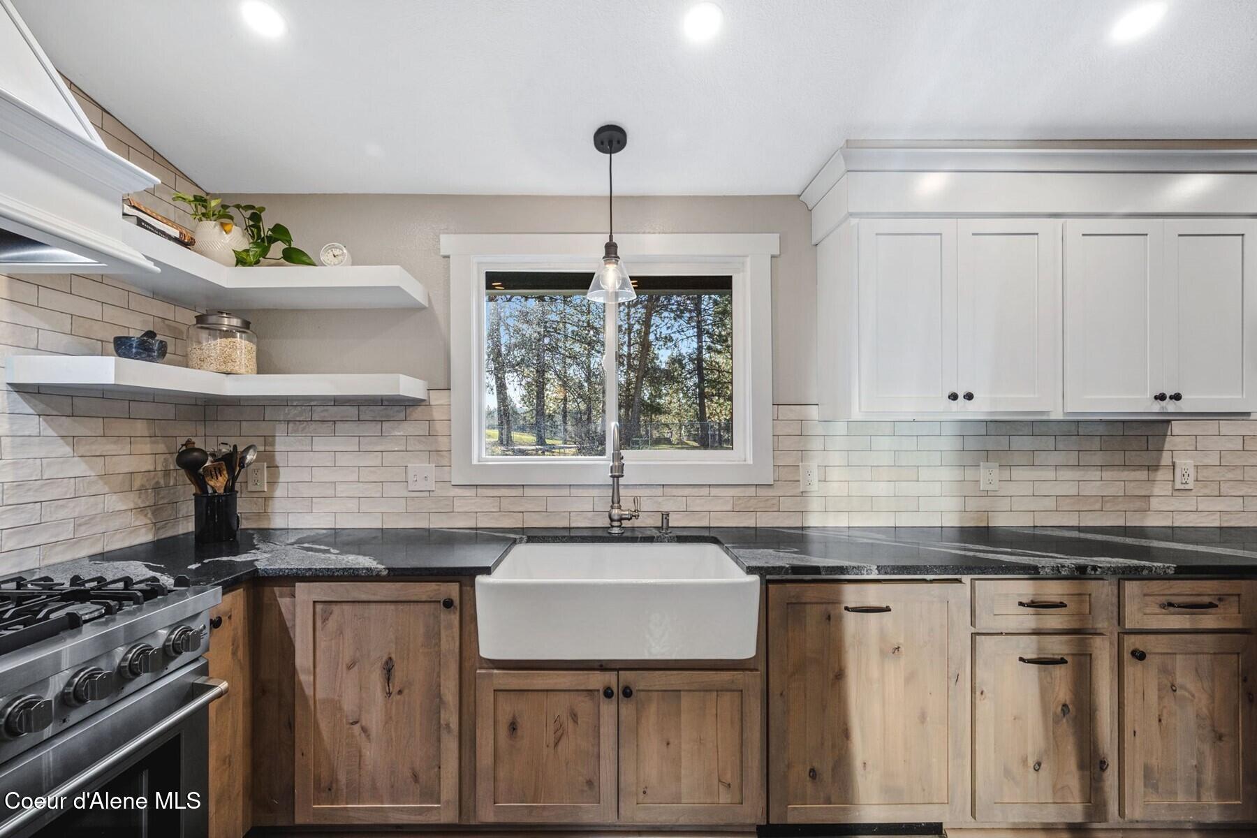 1638 North Havichur Loop Post Falls, ID 83854 - Photo 9 of 43 9