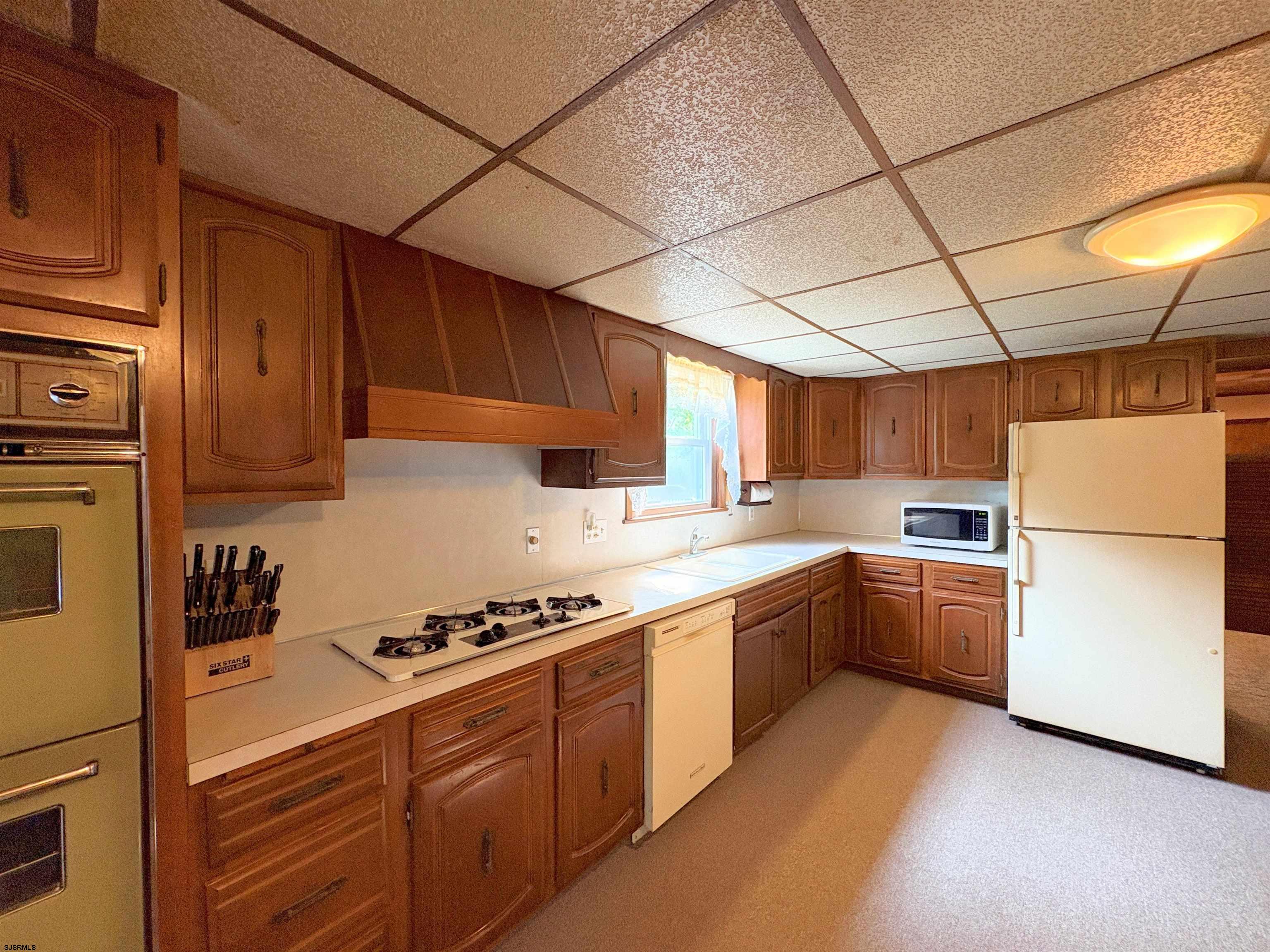 301 Broad Street Milmay, NJ 08330 - Photo 14 of 64