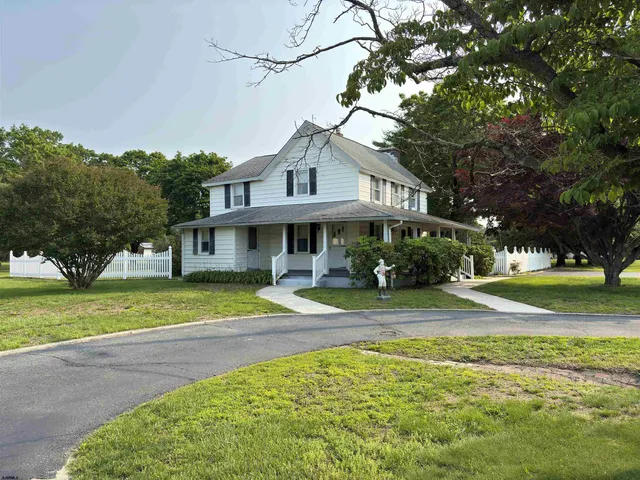 $390,000 | 301 Broad Street, Milmay, NJ 08330