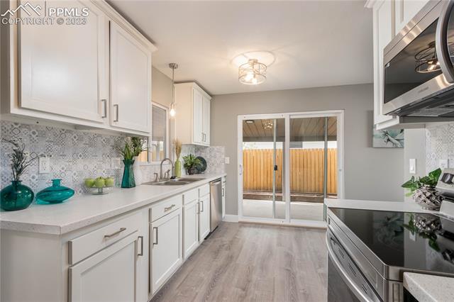 1406 East Cheyenne Road Colorado Springs, CO 80905 - Photo 6 of 28 Gallery Image 6