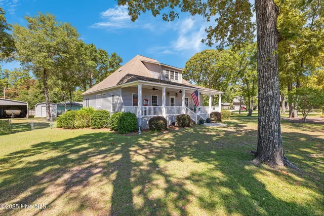 $565,000 | 754 Hardison Drive, Minnesott Beach, NC 28510