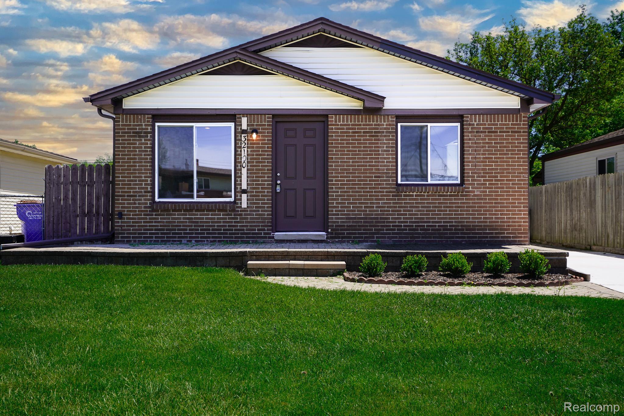 32100 Ruehle Avenue Warren, MI 48093 - Photo 1 of 54 DDS03548-Edit.jpg