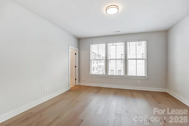 $3,695 | 2308 Chamberlain Avenue, Unit 5, Charlotte, NC 28208