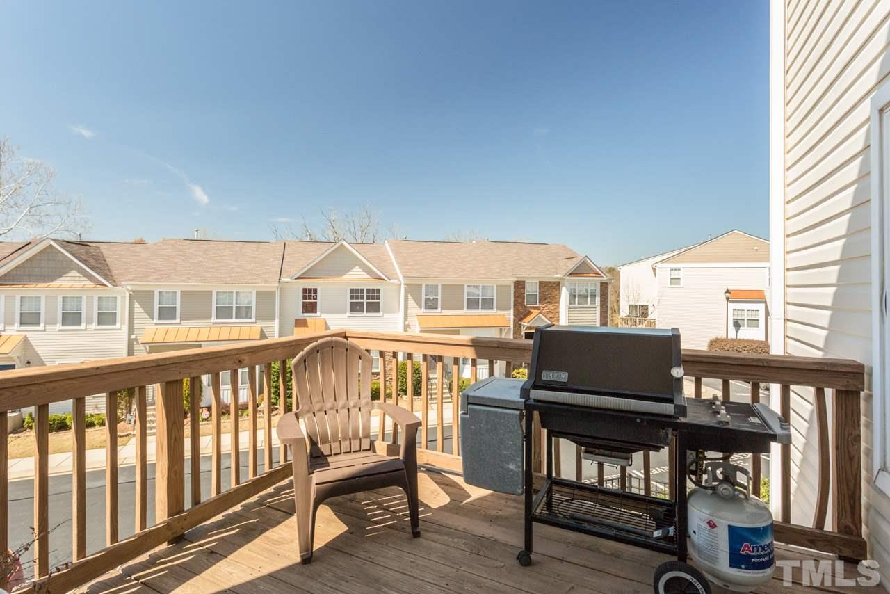 11931 Field Towne Lane Raleigh, NC 27614 - Photo 14 of 25 Gallery Image 14