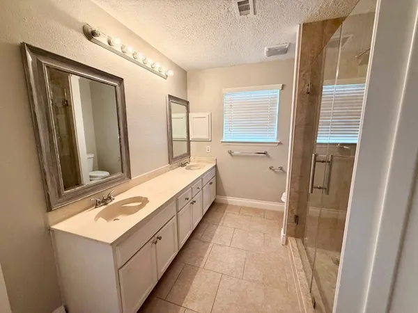 $2,200 | 16730 Frigate Drive, Friendswood, TX 77546