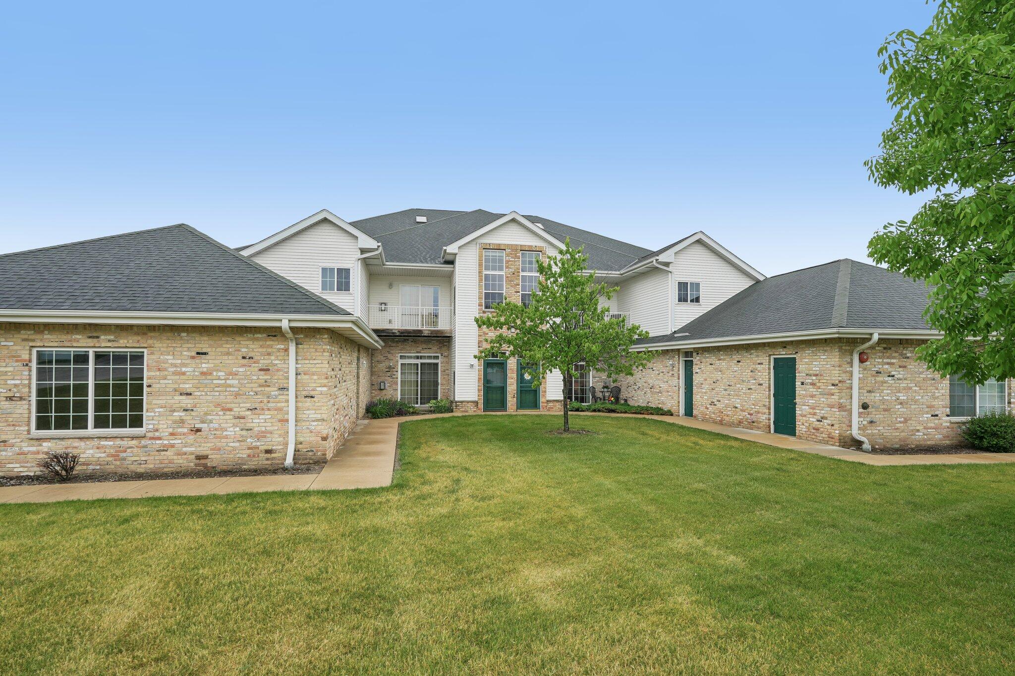 4237 Taylor Harbor West, Unit 3 Mount Pleasant, WI 53403 - Photo 4 of 30 2-web-or-mls-Taylor Harbor W W-3-S0606-0