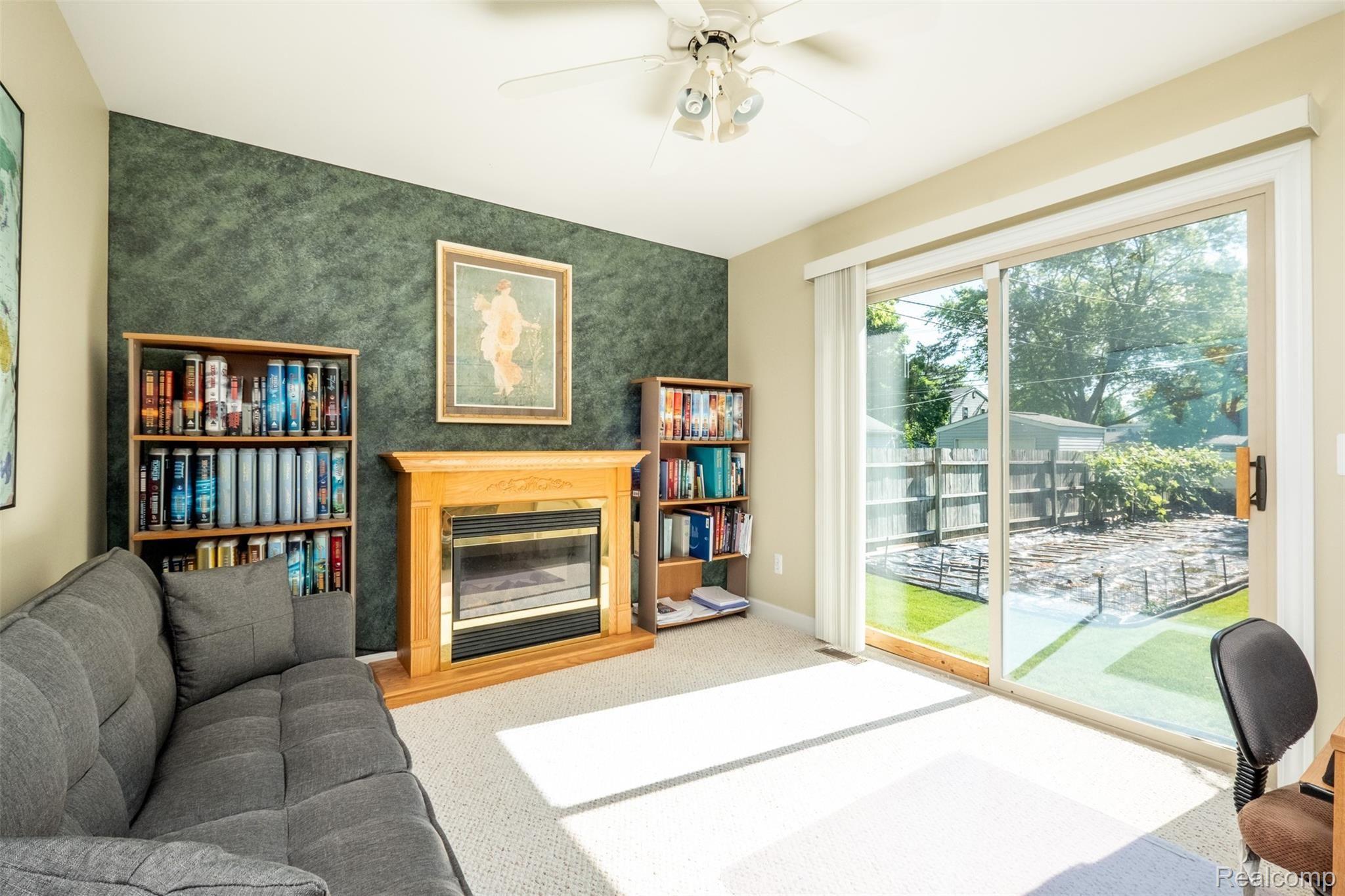 3579 Longview Avenue Rochester, MI 48307 - Photo 13 of 34 3579 Longview-13.jpg