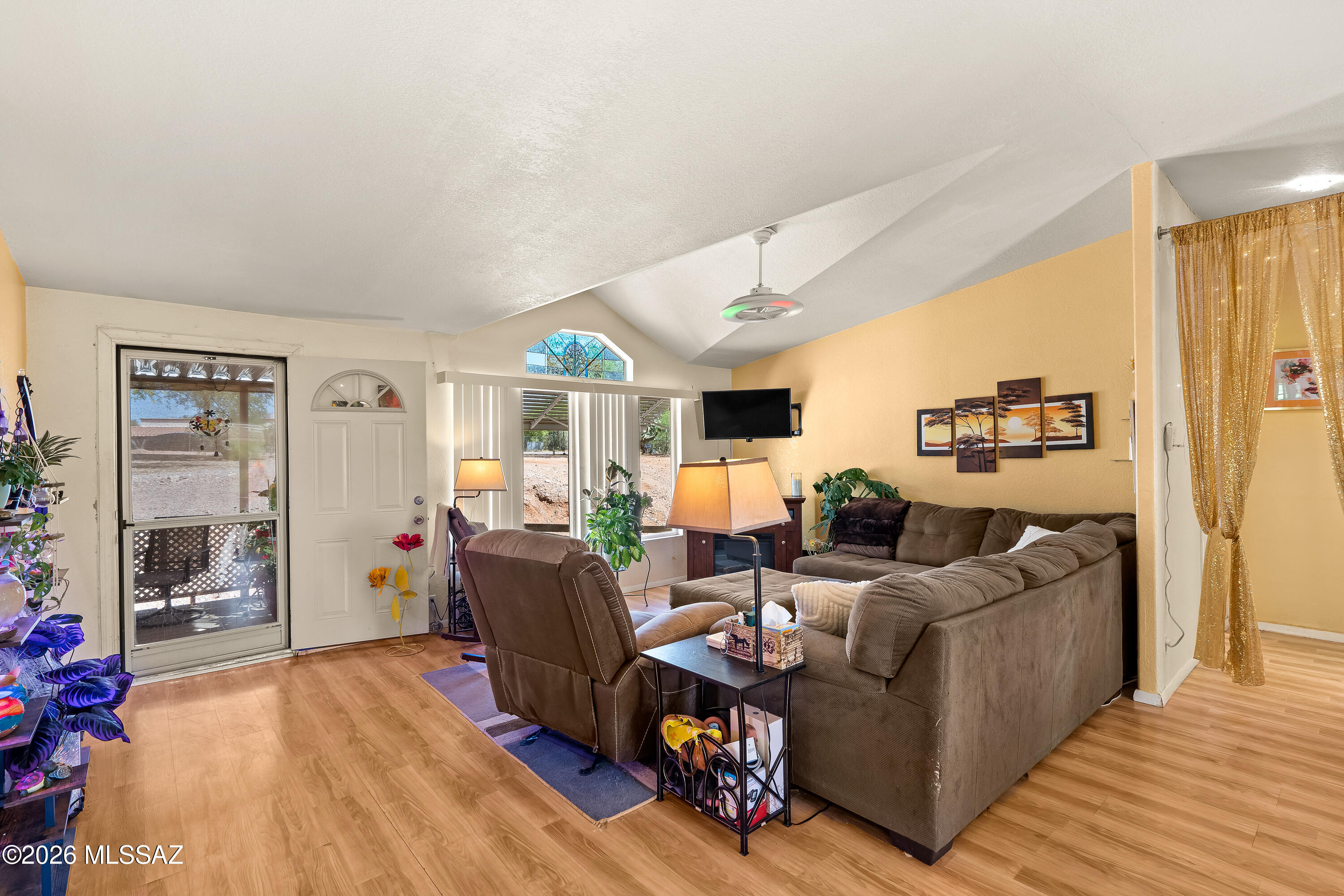 4851 West Arivaca Road Amado, AZ 85645 - Photo 6 of 49