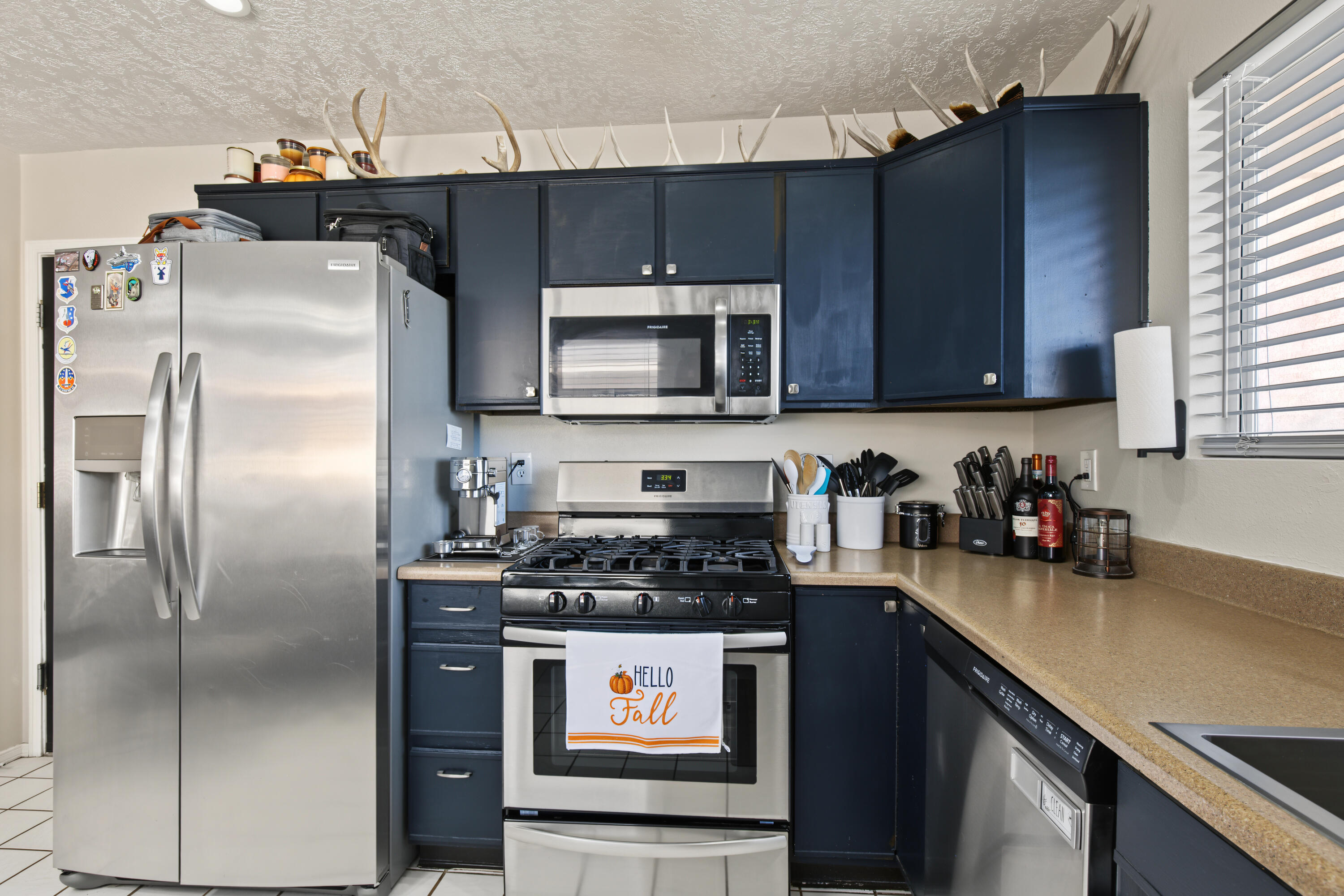 908 Somerset Meadows Drive Rio Rancho, NM 87144 - Photo 10 of 23 Gallery Image 10
