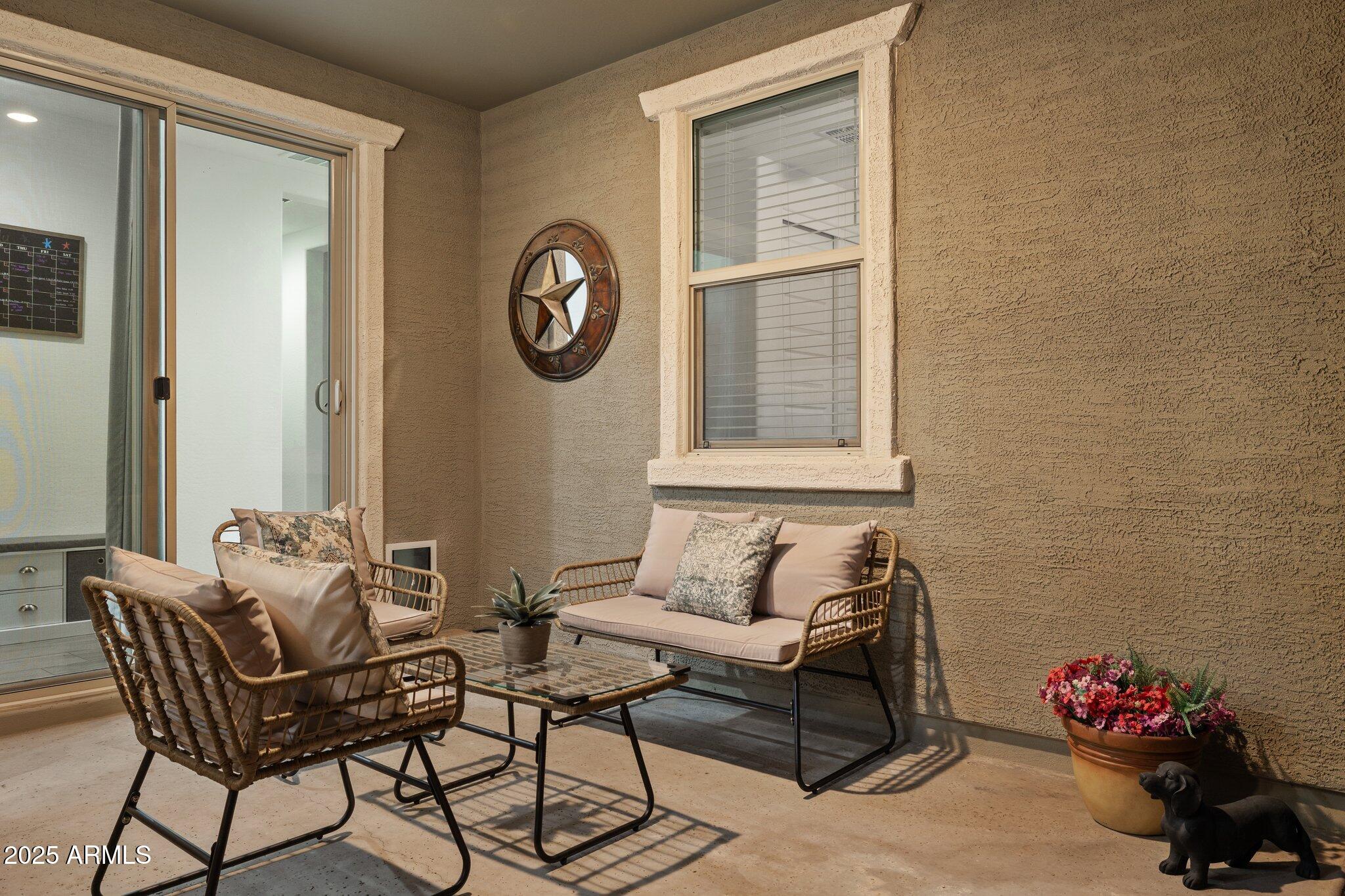 12347 East Soloman Road Gold Canyon, AZ 85118 - Photo 16 of 51 a living room with furniture and a window