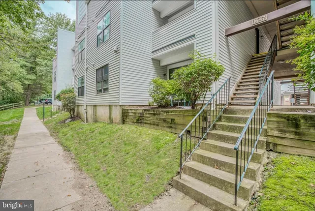 $160,000 | 1647 Carriage House Terrace, Unit 1647C, Silver Spring, MD 20904