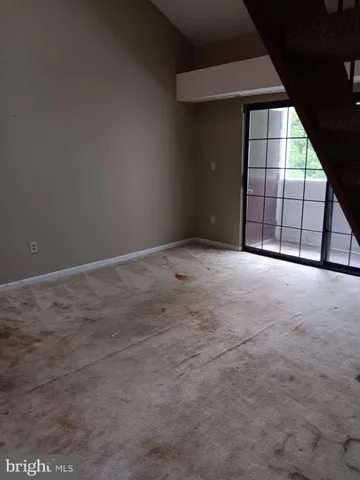 a view of entryway and hall