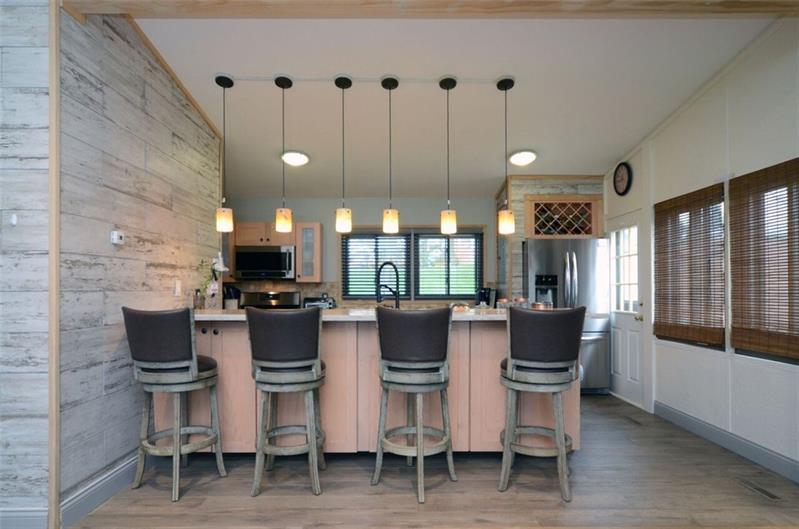 113 Nike Road Coraopolis, PA 15108 - Photo 4 of 13 Gallery Image 4