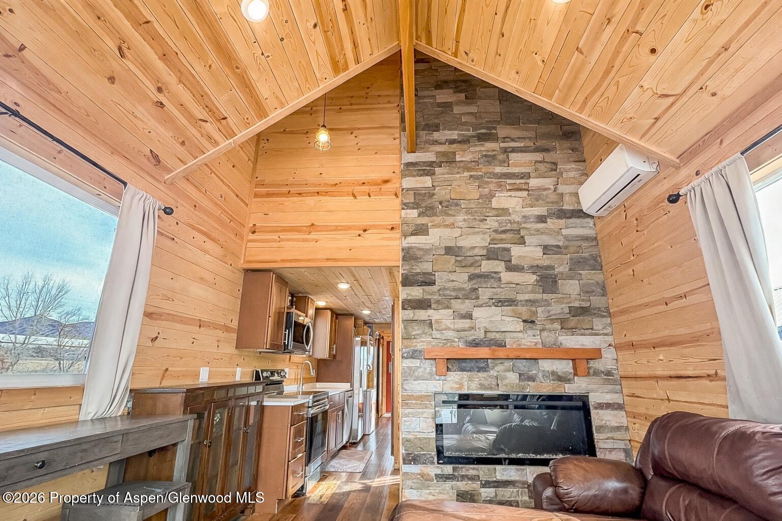 329 River Frontage Road, Unit 44 Silt, CO 81652 - Photo 10 of 18 Living Room