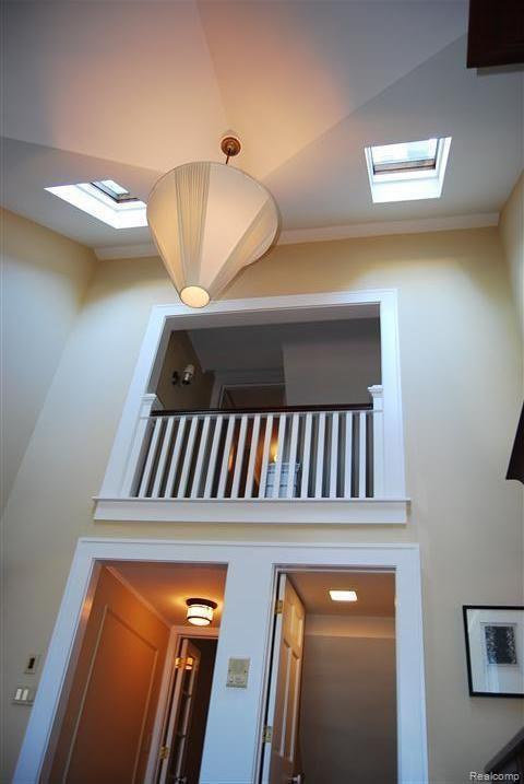 1259 Yorkshire Road Birmingham, MI 48009 - Photo 11 of 24 Family Room