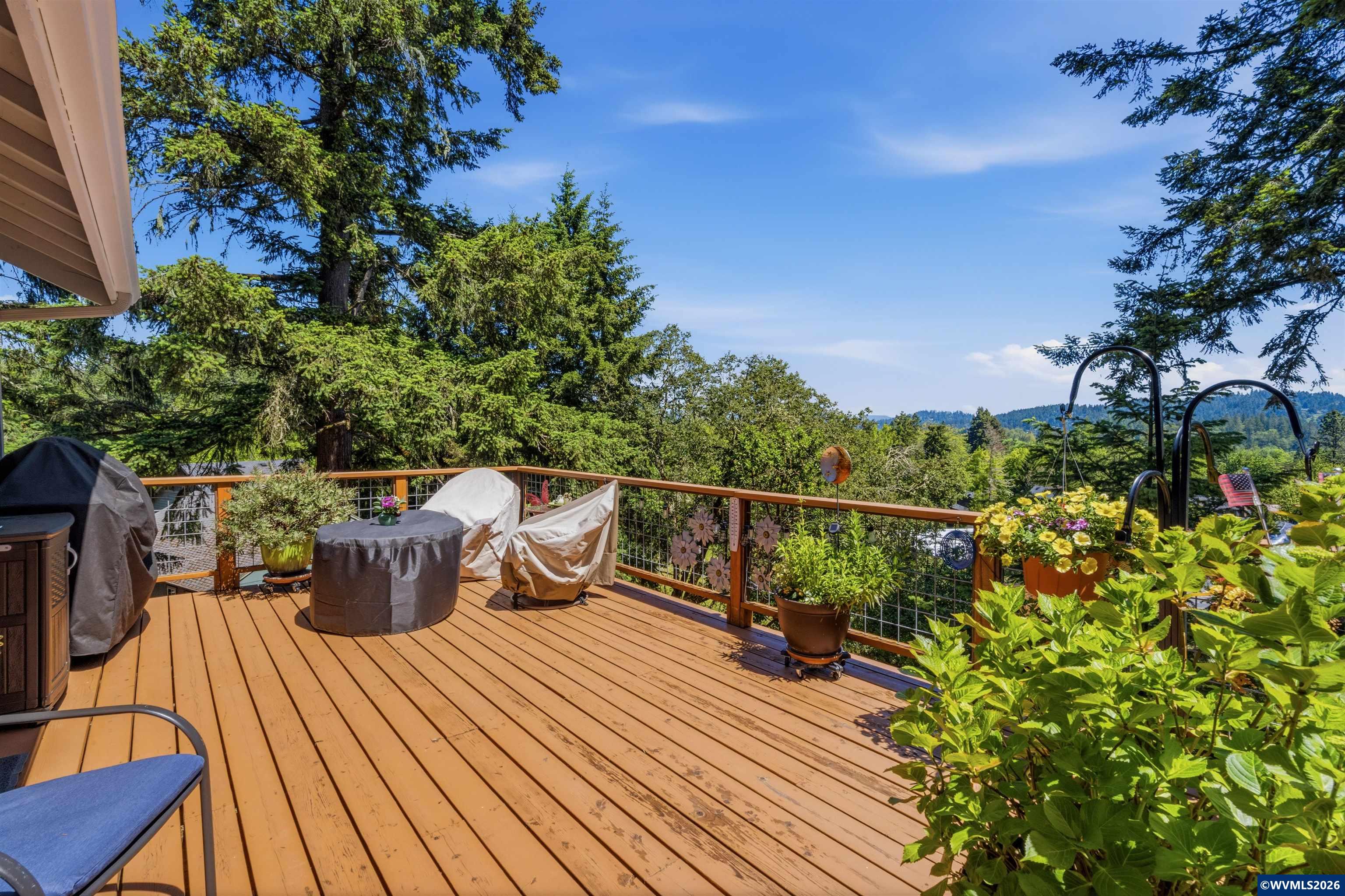 151 Rockridge Loop Eugene, OR 97405 - Photo 17 of 30
