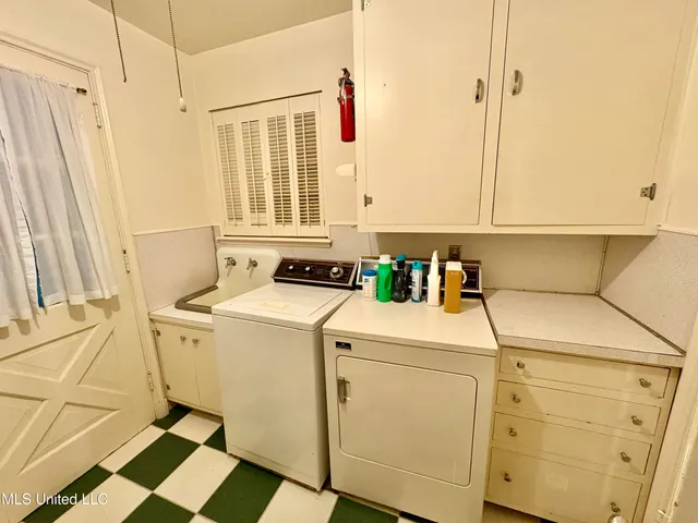 $299,900 | 407 South Ward Street, Senatobia, MS 38668