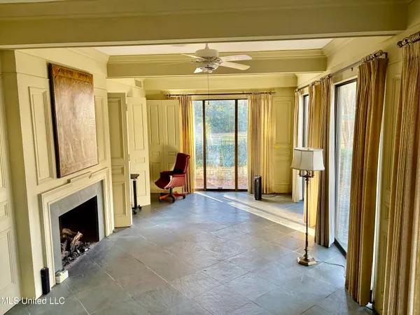 $275,000 | 407 South Ward Street, Senatobia, MS 38668