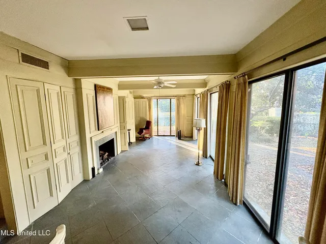 $299,900 | 407 South Ward Street, Senatobia, MS 38668