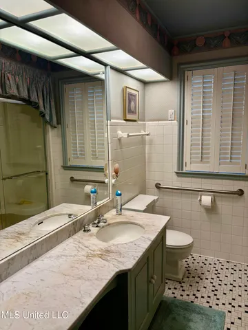 $299,900 | 407 South Ward Street, Senatobia, MS 38668